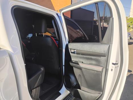 TOYOTA Hilux Caminhonete 2.8 16V GR SPORT 4X4 TURBO DIESEL CABINE DUPLA AUTOMTICO, Foto 14