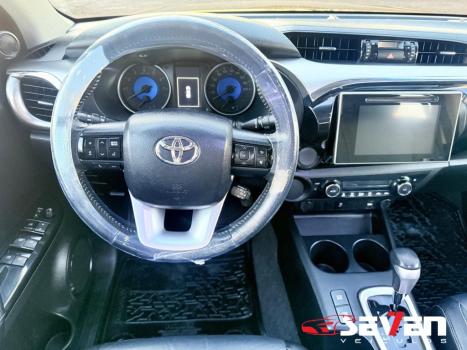 TOYOTA Hilux Caminhonete 2.7 16V 4P SRV FLEX CABINE DUPLA AUTOMTICO, Foto 9