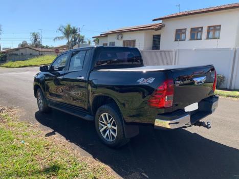 TOYOTA Hilux Caminhonete 2.8 16V SRX 4X4 TURBO DIESEL CABINE DUPLA AUTOMTICO, Foto 6