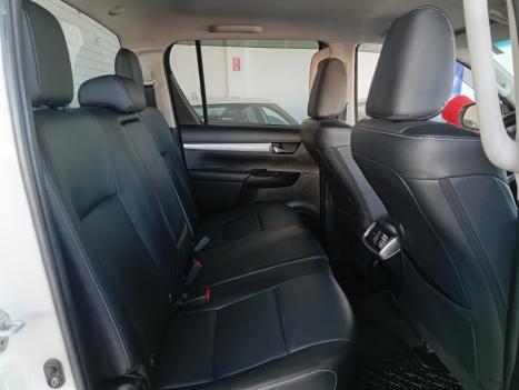 TOYOTA Hilux Caminhonete 2.8 16V SRV 4X4 DIESEL CABINE DUPLA AUTOMTICO, Foto 8