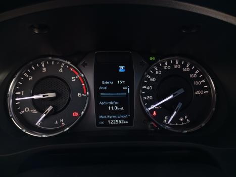 TOYOTA Hilux Caminhonete 2.8 16V SRV 4X4 DIESEL CABINE DUPLA AUTOMTICO, Foto 9