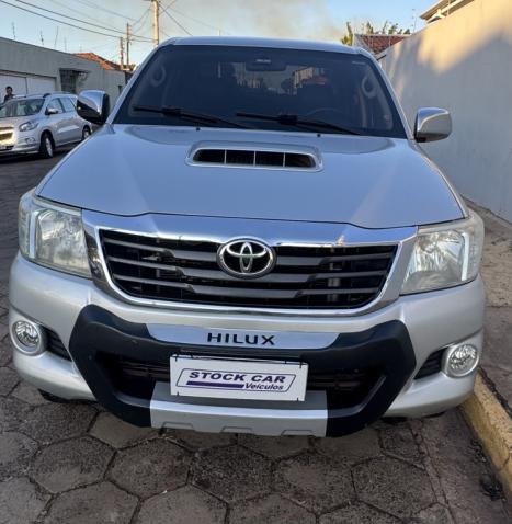 TOYOTA Hilux Caminhonete 3.0 4P SR TURBO DIESEL CABINE DUPLA, Foto 1