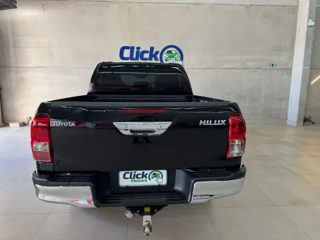TOYOTA Hilux Caminhonete 2.8 16V SRV 4X4 DIESEL CABINE DUPLA AUTOMTICO, Foto 4