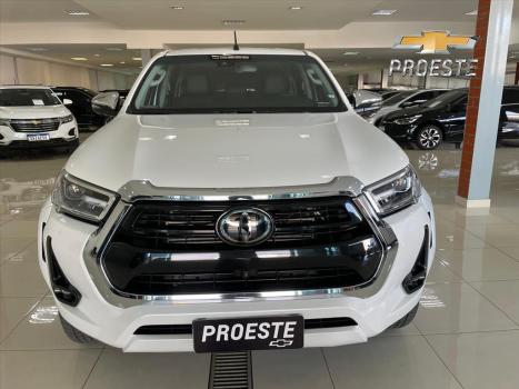 TOYOTA Hilux Caminhonete 2.8 16V SRX 4X4 TURBO DIESEL CABINE DUPLA AUTOMTICO, Foto 2