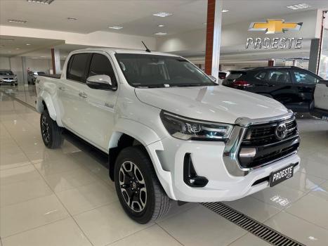 TOYOTA Hilux Caminhonete 2.8 16V SRX 4X4 TURBO DIESEL CABINE DUPLA AUTOMTICO, Foto 3
