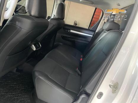 TOYOTA Hilux Caminhonete 2.8 16V SRX 4X4 TURBO DIESEL CABINE DUPLA AUTOMTICO, Foto 6