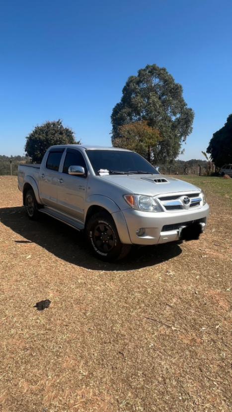 TOYOTA Hilux Caminhonete 3.0 16V 4P 4X4 SRV TURBO DIESEL CABINE DUPLA AUTOMTICO, Foto 2