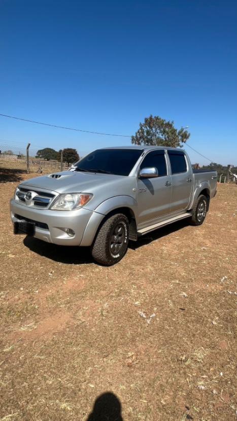 TOYOTA Hilux Caminhonete 3.0 16V 4P 4X4 SRV TURBO DIESEL CABINE DUPLA AUTOMTICO, Foto 3