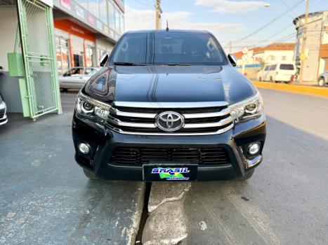 TOYOTA Hilux Caminhonete 2.8 16V SRX 4X4 TURBO DIESEL CABINE DUPLA AUTOMTICO, Foto 3