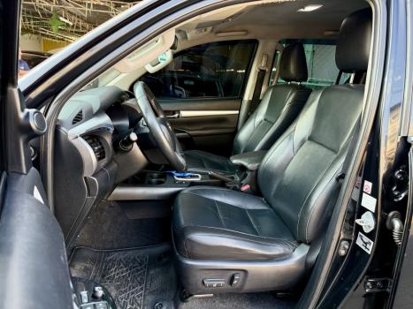 TOYOTA Hilux Caminhonete 2.8 16V SRX 4X4 TURBO DIESEL CABINE DUPLA AUTOMTICO, Foto 11