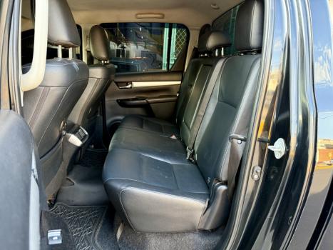 TOYOTA Hilux Caminhonete 2.8 16V SRX 4X4 TURBO DIESEL CABINE DUPLA AUTOMTICO, Foto 12