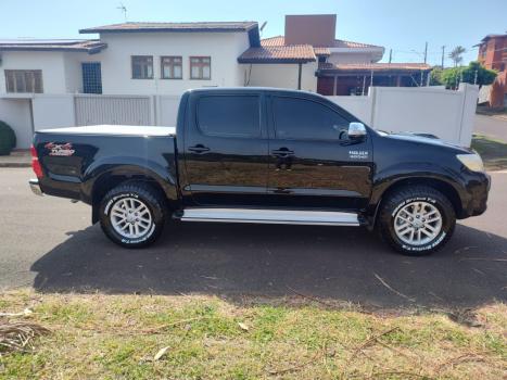TOYOTA Hilux Caminhonete 3.0 4P 4X4 SRV TURBO DIESEL TOP CABINE DUPLA AUTOMTICO, Foto 6