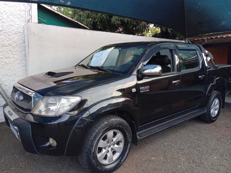 TOYOTA Hilux Caminhonete 3.0 4P 4X4 SRV TURBO DIESEL CABINE DUPLA AUTOMTICO, Foto 1