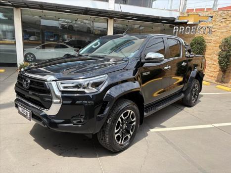 TOYOTA Hilux Caminhonete 2.8 16V SRX 4X4 TURBO DIESEL CABINE DUPLA AUTOMTICO, Foto 1