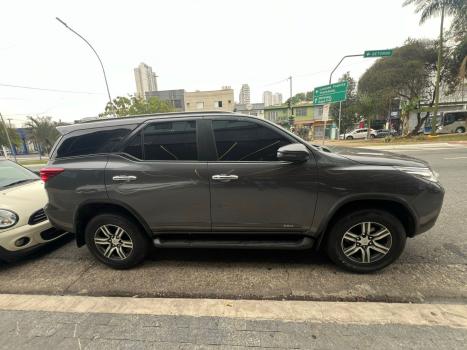 TOYOTA Hilux SW4 2.7 16V 4P FLEX SRV 7 LUGARES AUTOMTICO, Foto 1