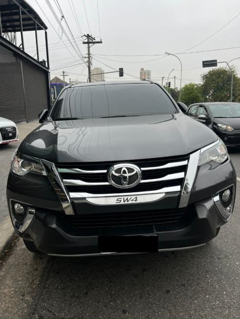 TOYOTA Hilux SW4 2.7 16V 4P FLEX SRV 7 LUGARES AUTOMTICO, Foto 4