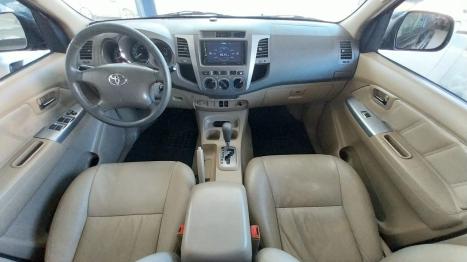 TOYOTA Hilux SW4 2.7 16V 4P FLEX SR 7 LUGARES AUTOMTICO, Foto 4