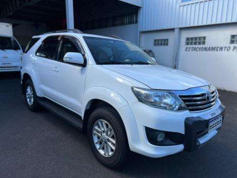 TOYOTA Hilux SW4 2.7 16V 4P SR FLEX AUTOMTICO, Foto 3