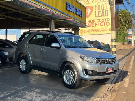 TOYOTA Hilux SW4 2.7 16V 4P FLEX SR 7 LUGARES AUTOMTICO, Foto 3