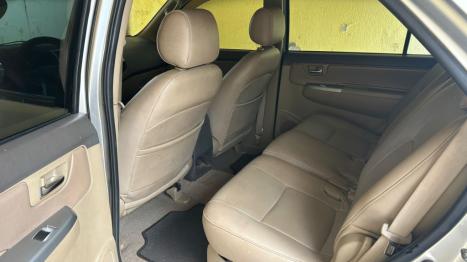 TOYOTA Hilux SW4 2.7 16V 4P SR, Foto 2