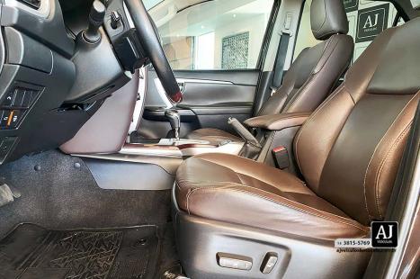 TOYOTA Hilux SW4 2.8 16V 4P SRX 4X4 7 LUGARES TURBO DIESEL AUTOMTICO, Foto 13