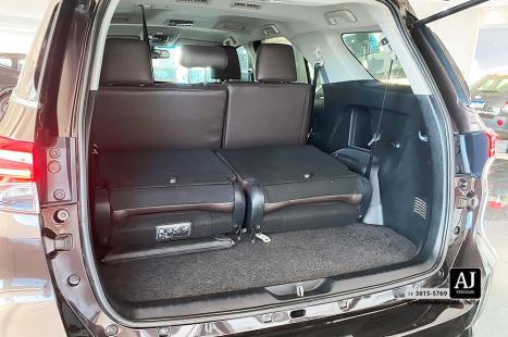 TOYOTA Hilux SW4 2.8 16V 4P SRX 4X4 7 LUGARES TURBO DIESEL AUTOMTICO, Foto 18