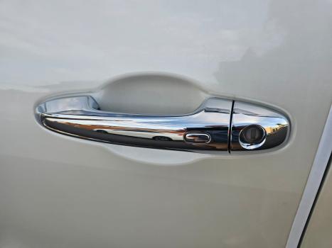 TOYOTA Hilux SW4 2.8 16V 4P SRX 4X4 7 LUGARES TURBO DIESEL AUTOMTICO, Foto 9