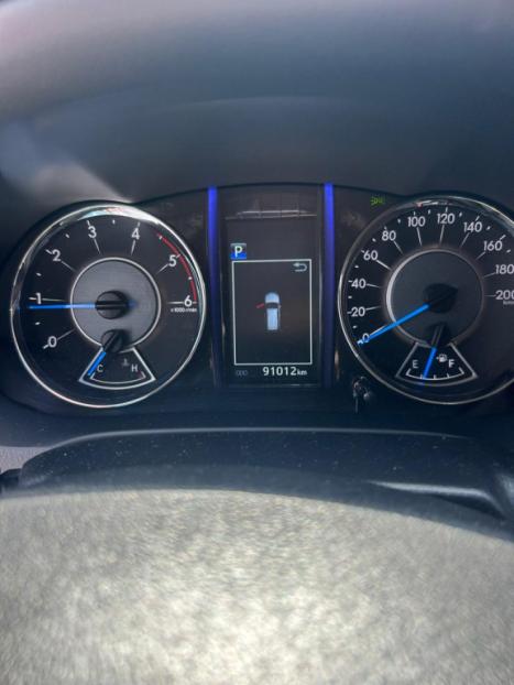 TOYOTA Hilux SW4 2.8 16V 4P SRX 4X4 7 LUGARES TURBO DIESEL AUTOMTICO, Foto 4