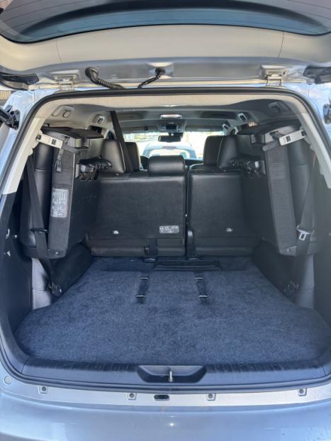 TOYOTA Hilux SW4 2.8 16V 4P SRX 4X4 7 LUGARES TURBO DIESEL AUTOMTICO, Foto 6