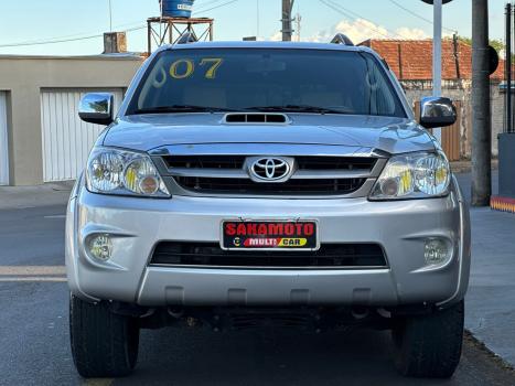 TOYOTA Hilux SW4 3.0 V6 12V 4P SRV 4X4 TURBO DIESEL AUTOMTICO, Foto 5