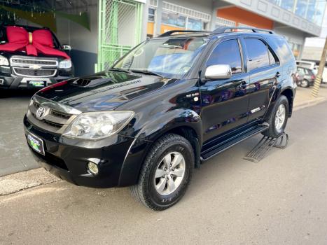 TOYOTA Hilux SW4 3.0 16V 4P SRV 4X4 TURBO DIESEL AUTOMTICO, Foto 2