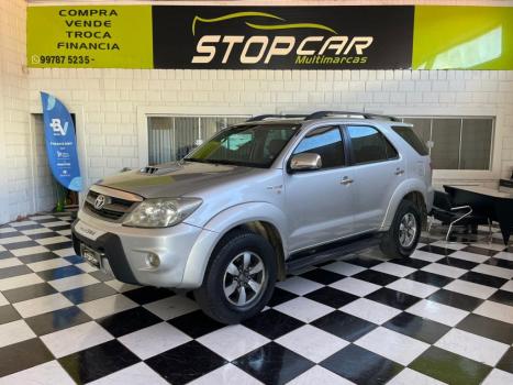 TOYOTA Hilux SW4 3.0 16V 4P SRV 4X4 TURBO DIESEL AUTOMTICO, Foto 3