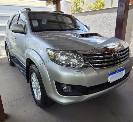 TOYOTA Hilux SW4 3.0 16V 4P SRV 4X4 TURBO DIESEL AUTOMTICO, Foto 7