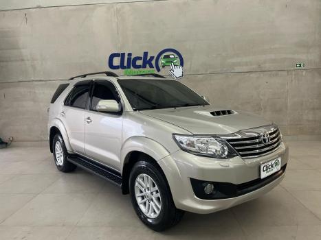 TOYOTA Hilux SW4 3.0 16V 4P SRV 4X4 TURBO DIESEL AUTOMTICO, Foto 1