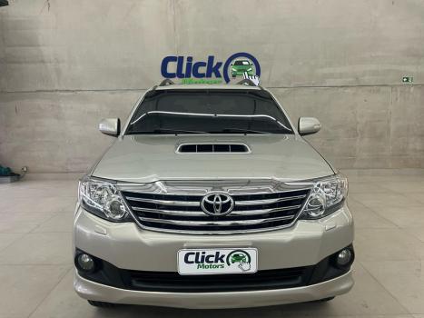 TOYOTA Hilux SW4 3.0 16V 4P SRV 4X4 TURBO DIESEL AUTOMTICO, Foto 8
