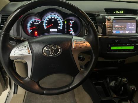 TOYOTA Hilux SW4 3.0 16V 4P SRV 4X4 TURBO DIESEL AUTOMTICO, Foto 11