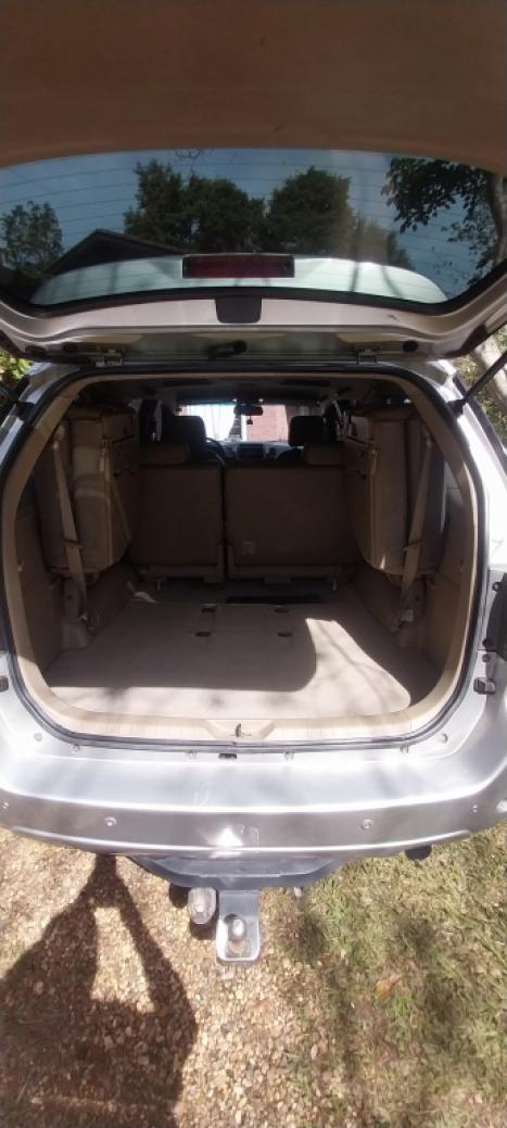 TOYOTA Hilux SW4 3.0 16V 4P SRV 4X4 7 LUGARES TURBO DIESEL AUTOMTICO, Foto 10