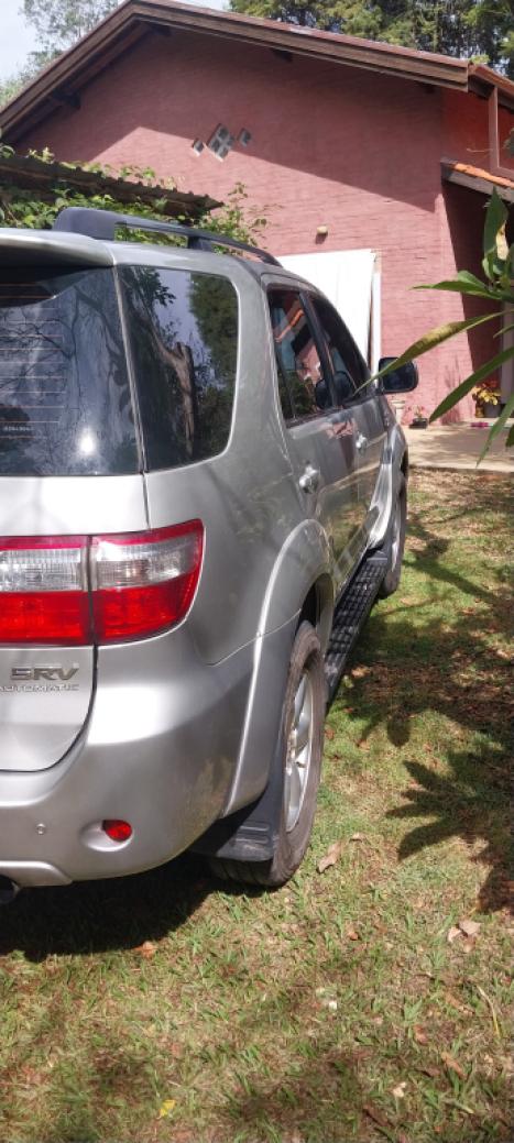 TOYOTA Hilux SW4 3.0 16V 4P SRV 4X4 7 LUGARES TURBO DIESEL AUTOMTICO, Foto 3