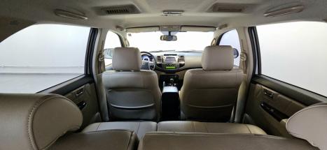 TOYOTA Hilux SW4 3.0 16V 4P SRV 4X4 TURBO DIESEL AUTOMTICO, Foto 10