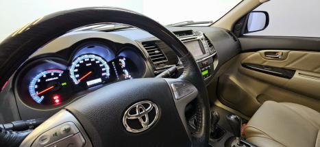 TOYOTA Hilux SW4 3.0 16V 4P SRV 4X4 TURBO DIESEL AUTOMTICO, Foto 12