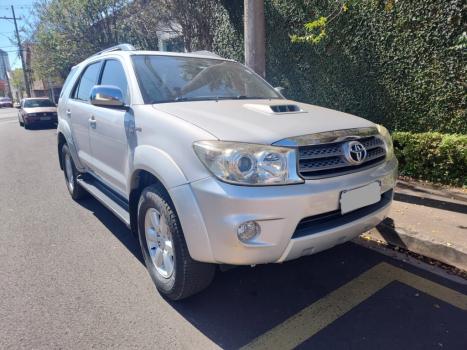TOYOTA Hilux SW4 3.0 16V 4P SRV 4X4 TURBO DIESEL AUTOMTICO, Foto 2