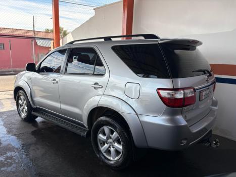 TOYOTA Hilux SW4 3.0 16V 4P SRV 4X4 7 LUGARES TURBO DIESEL AUTOMTICO, Foto 5
