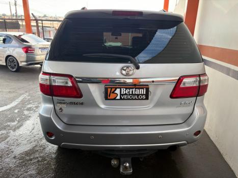 TOYOTA Hilux SW4 3.0 16V 4P SRV 4X4 7 LUGARES TURBO DIESEL AUTOMTICO, Foto 7