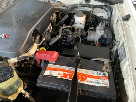 TOYOTA Hilux SW4 3.0 16V 4P SRV 4X4 TURBO DIESEL AUTOMTICO, Foto 4