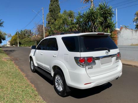TOYOTA Hilux SW4 3.0 16V 4P SRV 4X4 TURBO DIESEL AUTOMTICO, Foto 9