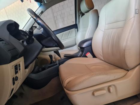 TOYOTA Hilux SW4 3.0 16V 4P SRV 4X4 7 LUGARES TURBO DIESEL AUTOMTICO, Foto 11