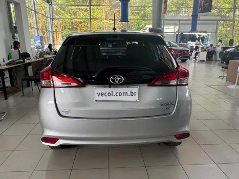 TOYOTA Yaris Hatch 1.5 16V 4P FLEX XL PLUS CONNECT MULTIDRIVE AUTOMTICO CVT, Foto 10