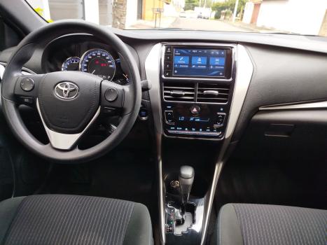 TOYOTA Yaris Hatch 1.3 16V 4P FLEX XL PLUS TECH MULTIDRIVE AUTOMTICO CVT, Foto 13