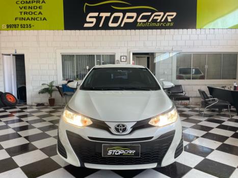 TOYOTA Yaris Hatch 1.5 16V 4P FLEX XL PLUS CONNECT MULTIDRIVE AUTOMTICO CVT, Foto 2