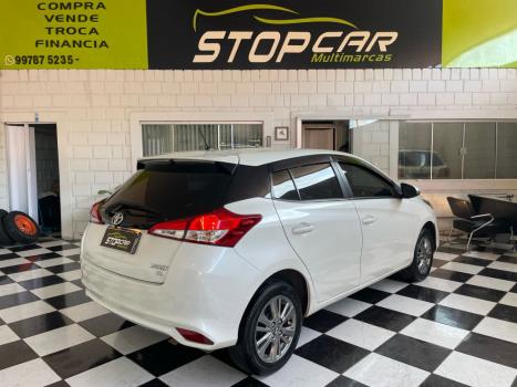 TOYOTA Yaris Hatch 1.5 16V 4P FLEX XL PLUS CONNECT MULTIDRIVE AUTOMTICO CVT, Foto 5